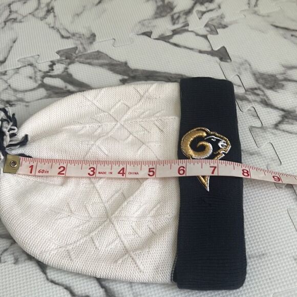 NFL Los Angeles Rams Women's Beanie Hat with Snowflake Detail - Picture 7 of 11